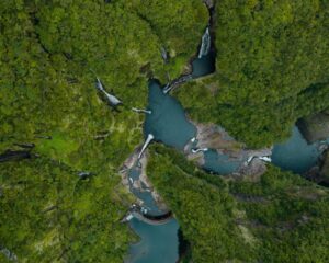 Photo aérienne drone cascades
