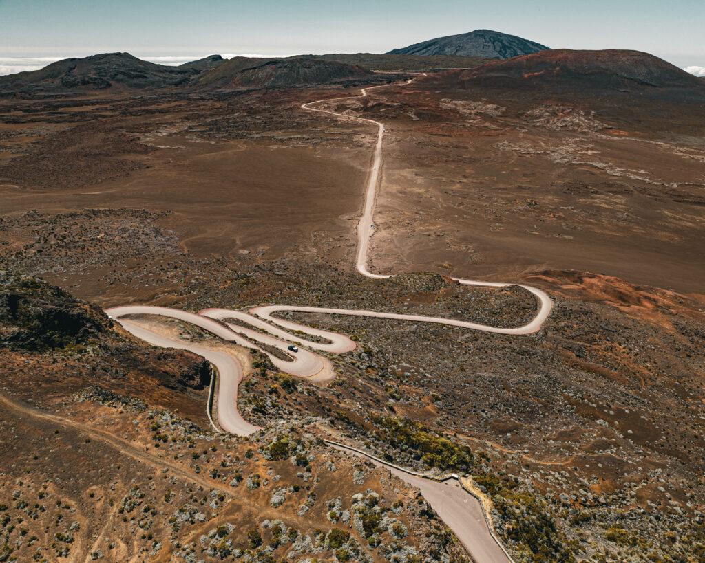 photo aérienne drone route du volcan à la Réunion